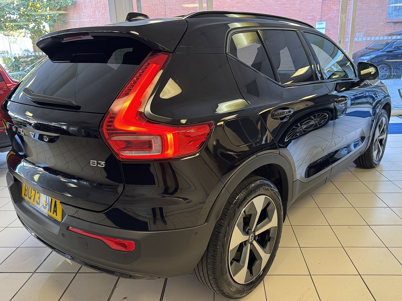 2023 Volvo XC40