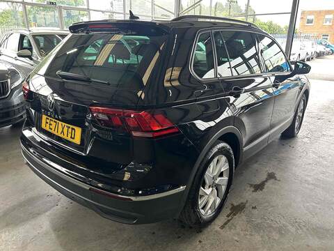 Volkswagen Tiguan TSI Life - U10008