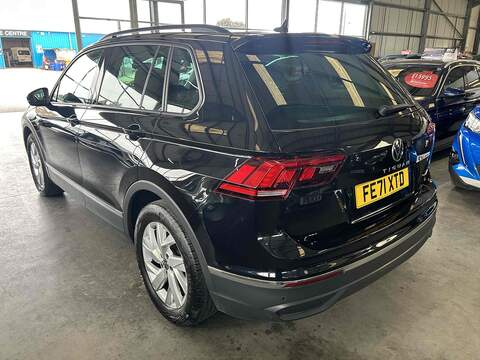 Volkswagen Tiguan TSI Life - U10008