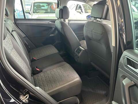 Volkswagen Tiguan TSI Life - U10008
