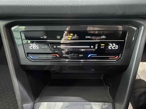 Volkswagen Tiguan TSI Life - U10008