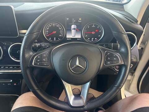 Mercedes-Benz GLC 2.1 GLC220d Urban Edition SUV 5dr Diesel G-Tronic+ 4MATIC Euro 6 (s/s) (170 ps) - U10017