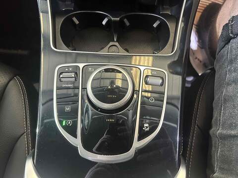 Mercedes-Benz GLC 2.1 GLC220d Urban Edition SUV 5dr Diesel G-Tronic+ 4MATIC Euro 6 (s/s) (170 ps) - U10017