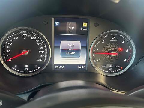 Mercedes-Benz GLC 2.1 GLC220d Urban Edition SUV 5dr Diesel G-Tronic+ 4MATIC Euro 6 (s/s) (170 ps) - U10017