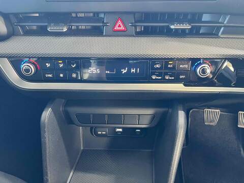 Kia Sportage 1.6 T-GDi 2 SUV 5dr Petrol Manual Euro 6 (s/s) (148 bhp) - U10127