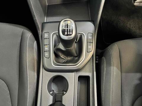 Kia Sportage 1.6 T-GDi 2 SUV 5dr Petrol Manual Euro 6 (s/s) (148 bhp) - U10127