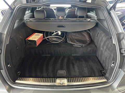 Mercedes-Benz C Class 2.0 C300de 13.5kWh AMG Line Edition (Premium) Estate 5dr Diesel Plug-in Hybrid G-Tronic+ Euro 6 - U10193