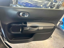 Citroen C4 Cactus BlueHDi Flair - Thumb 16