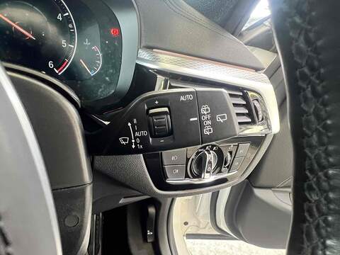 BMW 5 Series 2.0 520d M Sport Touring 5dr Diesel Auto Euro 6 (s/s) (190 ps) - U10230