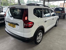 Dacia Jogger TCe Essential - Thumb 3
