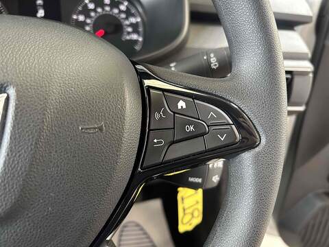 Dacia Jogger 1.0 TCe Essential MPV 5dr Petrol Manual Euro 6 (s/s) (110 ps) - U10264