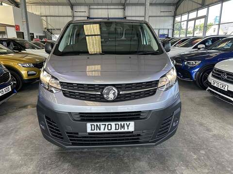 Vauxhall Vivaro 1.5 Turbo D 2900 Dynamic Panel Van 6dr Diesel Manual L2 H1 Euro 6 (s/s) (100 ps) - U10268
