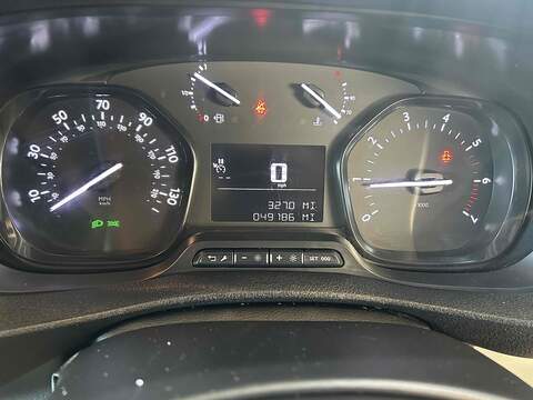 Vauxhall Vivaro 1.5 Turbo D 2900 Dynamic Panel Van 6dr Diesel Manual L2 H1 Euro 6 (s/s) (100 ps) - U10268