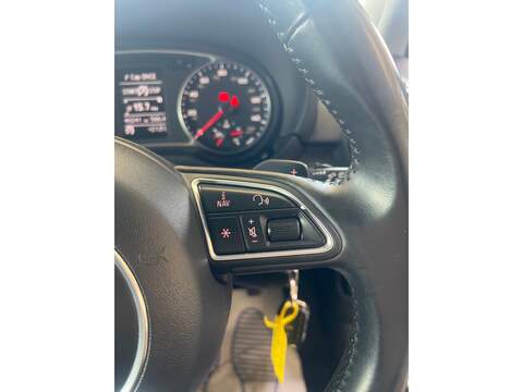 Audi A1 1.4 TFSI Sport Sportback 5dr Petrol S Tronic Euro 6 (s/s) (125 ps) - U10270