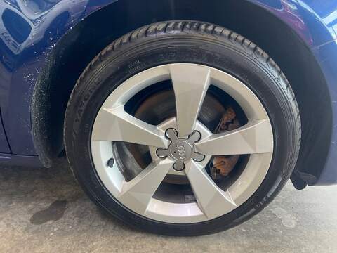 Audi A1 1.4 TFSI Sport Sportback 5dr Petrol S Tronic Euro 6 (s/s) (125 ps) - U10270