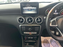 Mercedes-Benz A Class A180d AMG Line - Thumb 9