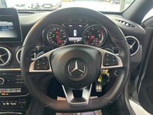 Mercedes-Benz A Class A180d AMG Line - Thumb 10