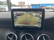 Mercedes-Benz A Class A180d AMG Line - Thumb 16
