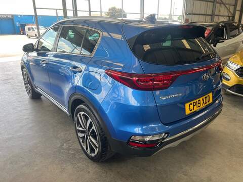 Kia Sportage 1.6 CRDi 4 SUV 5dr Diesel DCT AWD Euro 6 (s/s) (134 bhp) - U10275