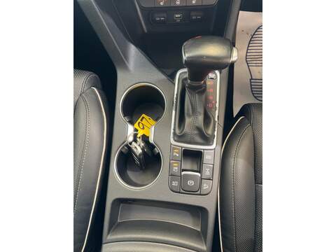 Kia Sportage 1.6 CRDi 4 SUV 5dr Diesel DCT AWD Euro 6 (s/s) (134 bhp) - U10275