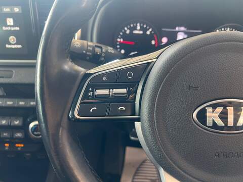 Kia Sportage 1.6 CRDi 4 SUV 5dr Diesel DCT AWD Euro 6 (s/s) (134 bhp) - U10275