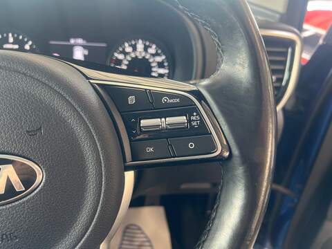 Kia Sportage 1.6 CRDi 4 SUV 5dr Diesel DCT AWD Euro 6 (s/s) (134 bhp) - U10275