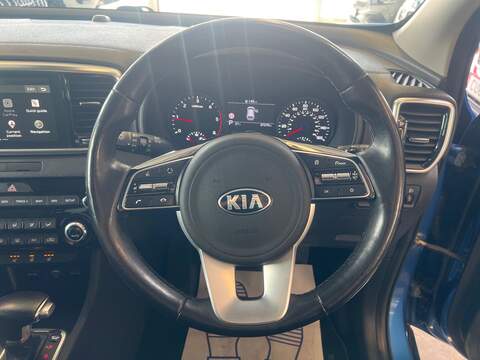 Kia Sportage 1.6 CRDi 4 SUV 5dr Diesel DCT AWD Euro 6 (s/s) (134 bhp) - U10275