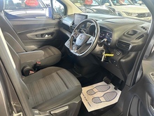 Vauxhall Combo Life Electric SE - Thumb 6
