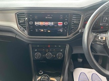 Volkswagen T-Roc TSI EVO SE - Thumb 8