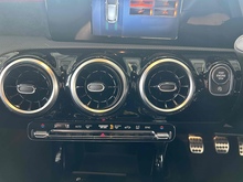 Mercedes-Benz A Class A180d AMG Line - Thumb 12