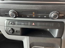 Vauxhall Vivaro Turbo D 2700 Dynamic - Thumb 11