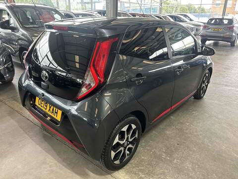 Toyota AYGO 1.0 VVT-i x-trend Hatchback 5dr Petrol Manual Euro 6 (71 ps) - U10363