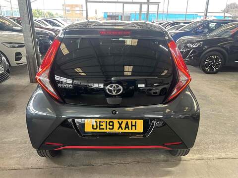 Toyota AYGO 1.0 VVT-i x-trend Hatchback 5dr Petrol Manual Euro 6 (71 ps) - U10363