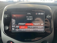 Toyota AYGO VVT-i x-trend - Thumb 12