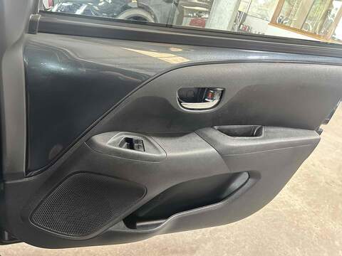 Toyota AYGO 1.0 VVT-i x-trend Hatchback 5dr Petrol Manual Euro 6 (71 ps) - U10363