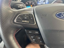 Ford Kuga TDCi EcoBlue ST-Line - Thumb 16