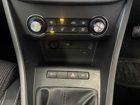 MG MG3 1.5 VTi-TECH Exclusive Nav Hatchback 5dr Petrol Manual Euro 6 (s/s) (106 ps) - U10365