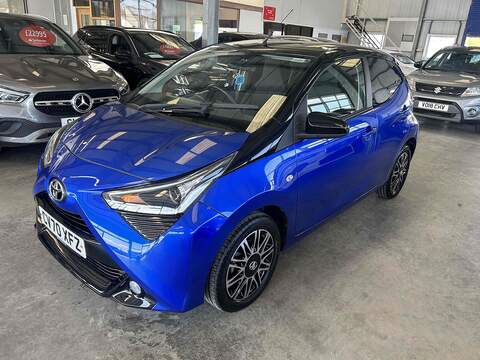 Toyota AYGO 1.0 VVT-i x-clusiv Hatchback 5dr Petrol Manual Euro 6 (71 ps) - U10371