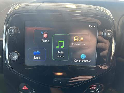 Toyota AYGO 1.0 VVT-i x-clusiv Hatchback 5dr Petrol Manual Euro 6 (71 ps) - U10371