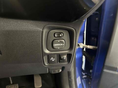 Toyota AYGO 1.0 VVT-i x-clusiv Hatchback 5dr Petrol Manual Euro 6 (71 ps) - U10371