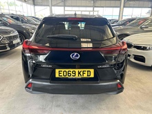 Lexus UX 250h - Thumb 5