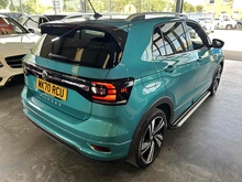 Volkswagen T-Cross TSI R-Line - Thumb 3