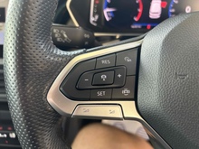 Volkswagen T-Cross TSI R-Line - Thumb 15