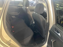 Volkswagen Polo TSI SE - Thumb 7