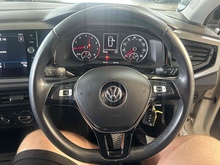 Volkswagen Polo TSI SE - Thumb 10