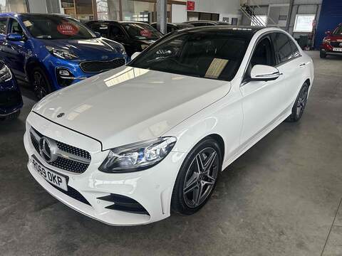 Mercedes-Benz C Class 2.0 C300d AMG Line (Premium Plus) Saloon 4dr Diesel G-Tronic+ Euro 6 (s/s) (245 ps) - U10393