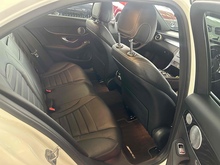 Mercedes-Benz C Class C300d AMG Line - Thumb 7