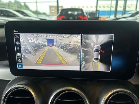 Mercedes-Benz C Class 2.0 C300d AMG Line (Premium Plus) Saloon 4dr Diesel G-Tronic+ Euro 6 (s/s) (245 ps) - U10393