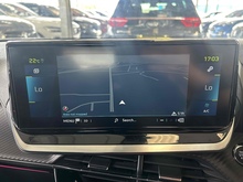 Peugeot E-2008 GT - Thumb 19