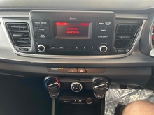 Kia Rio 1 - Thumb 9